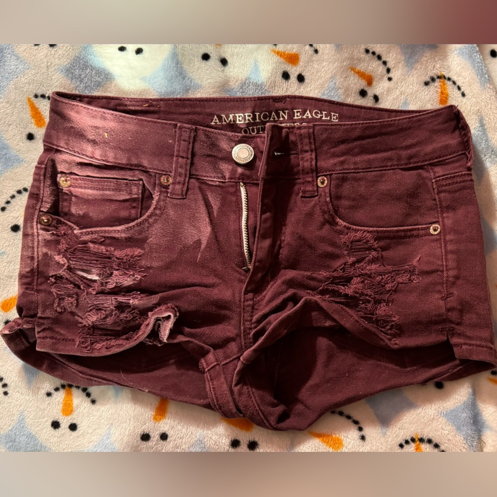 Low Rise ripped Jean Shorts